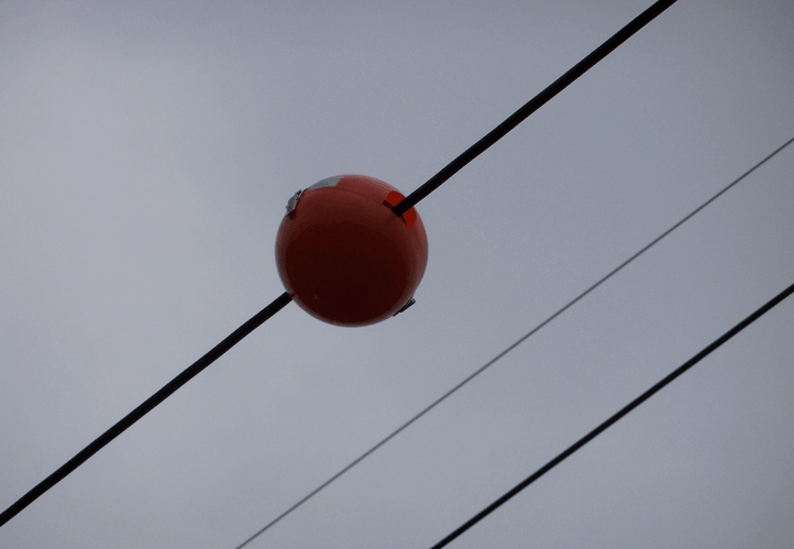 高壓導(dǎo)線(xiàn)危險(xiǎn)安全警示球 高壓導(dǎo)線(xiàn)危險(xiǎn)安全警示球