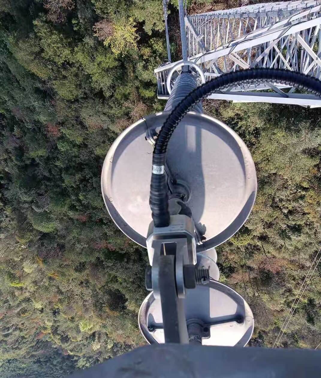 江蘇電力公司：輸電線路等值覆冰在線監測裝置如何化解輸電難題
