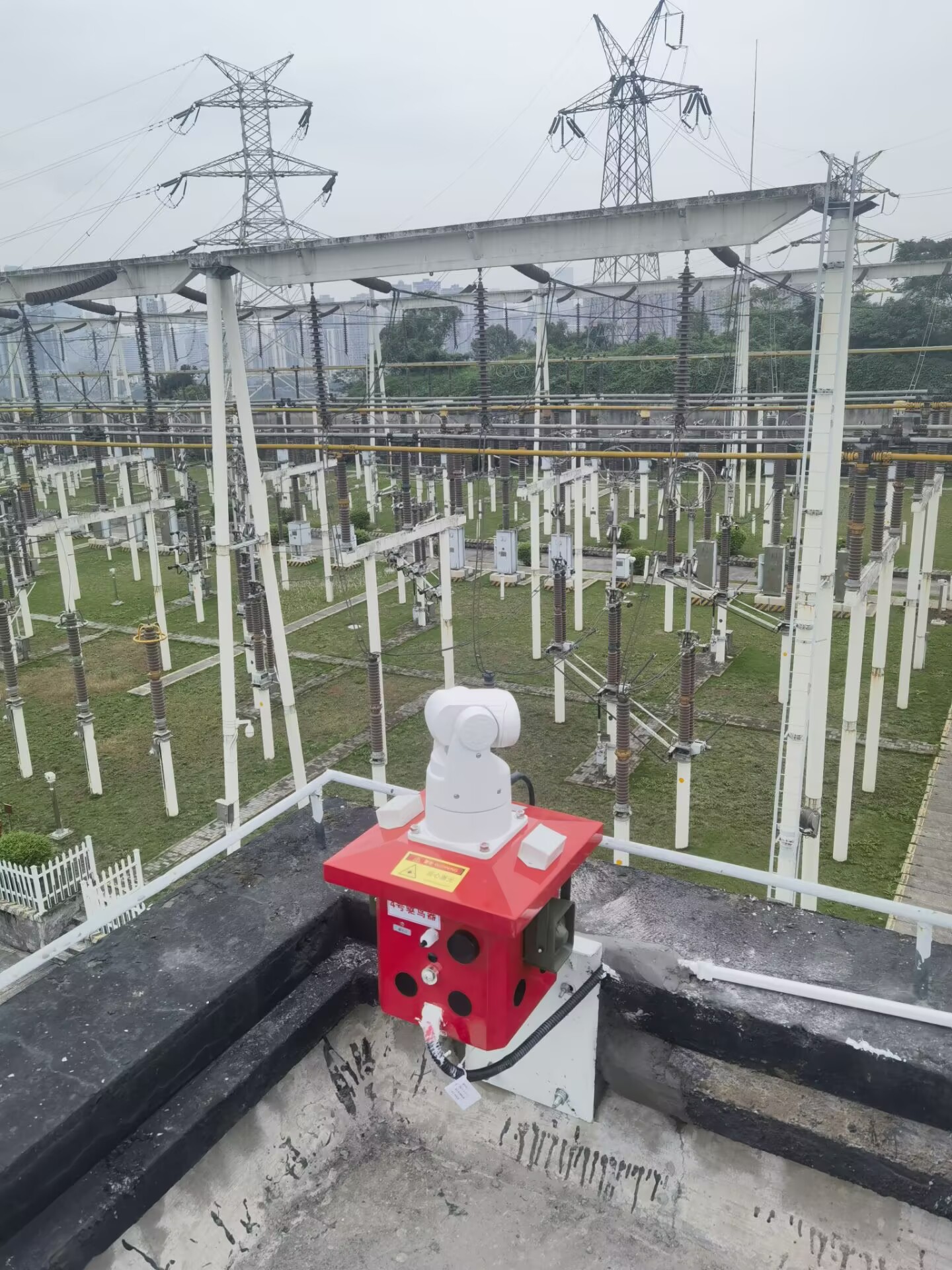 自動(dòng)化智能激光電力驅(qū)鳥器